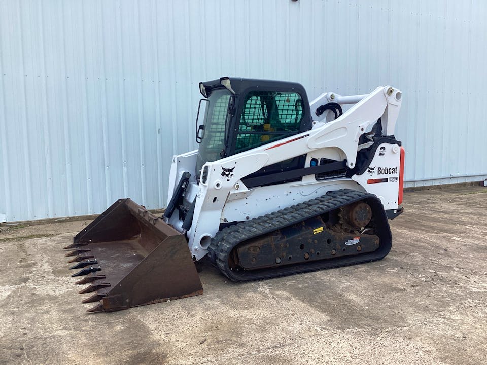 Bobcat T870