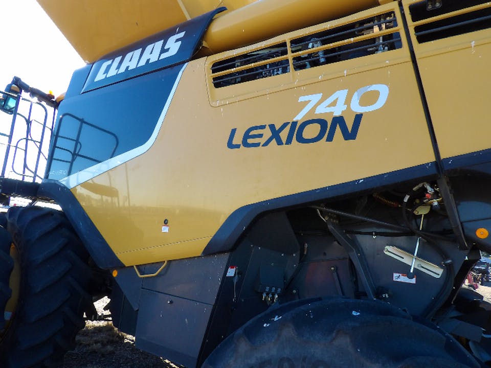 CLAAS LEXION 740