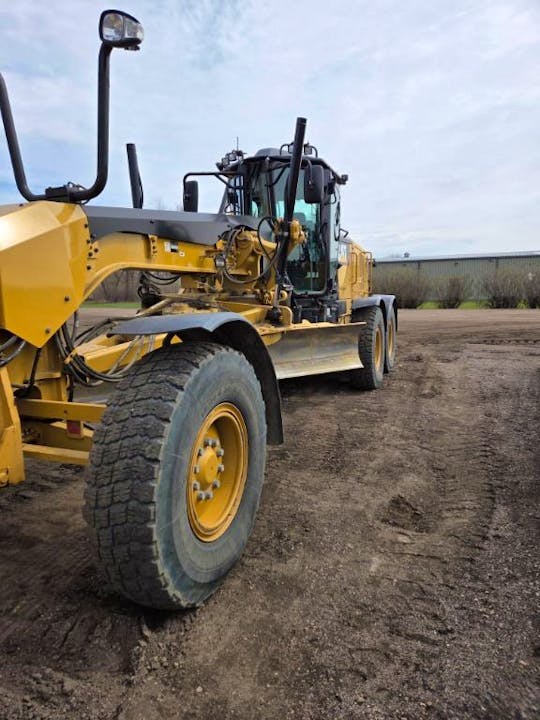 Caterpillar 140M3