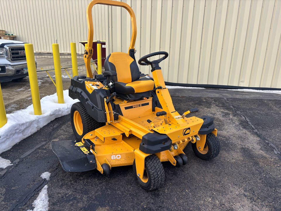 Cub Cadet Pro Z 154S EFI