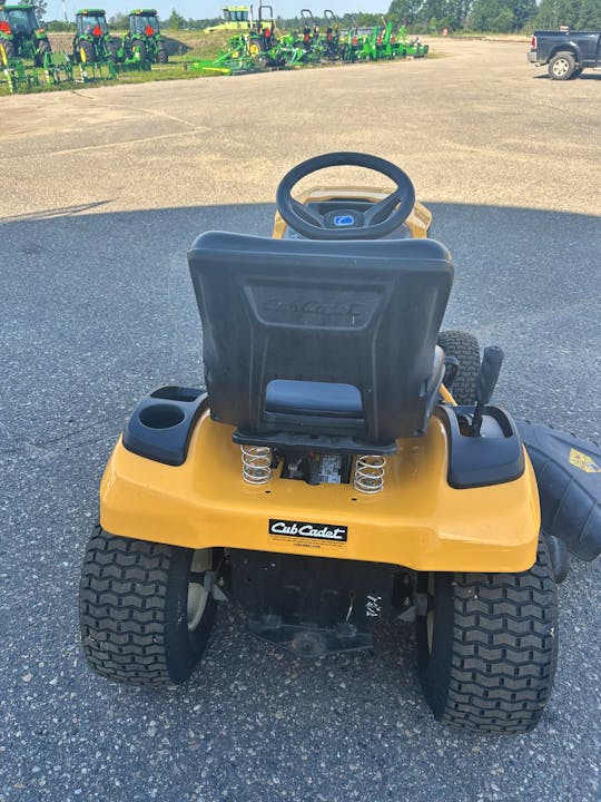 Cub Cadet XT1