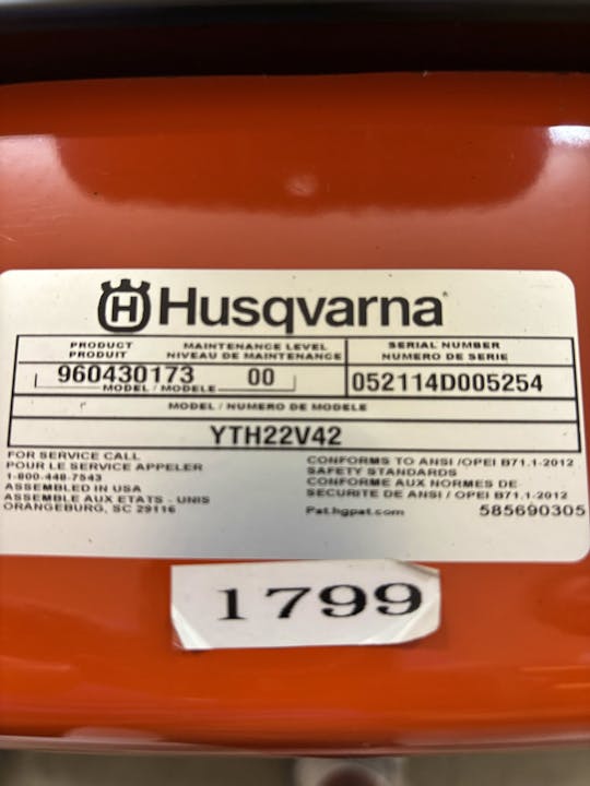 Husqvarna YTH22V42