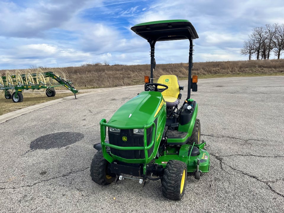 John Deere 1025R