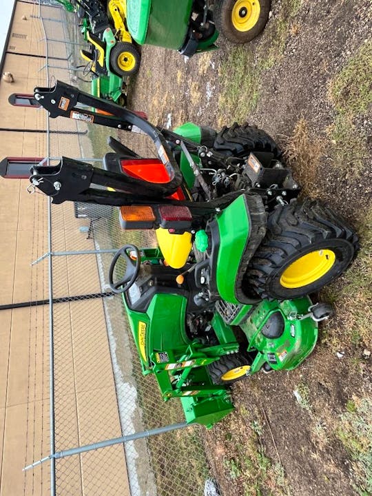John Deere 1025R