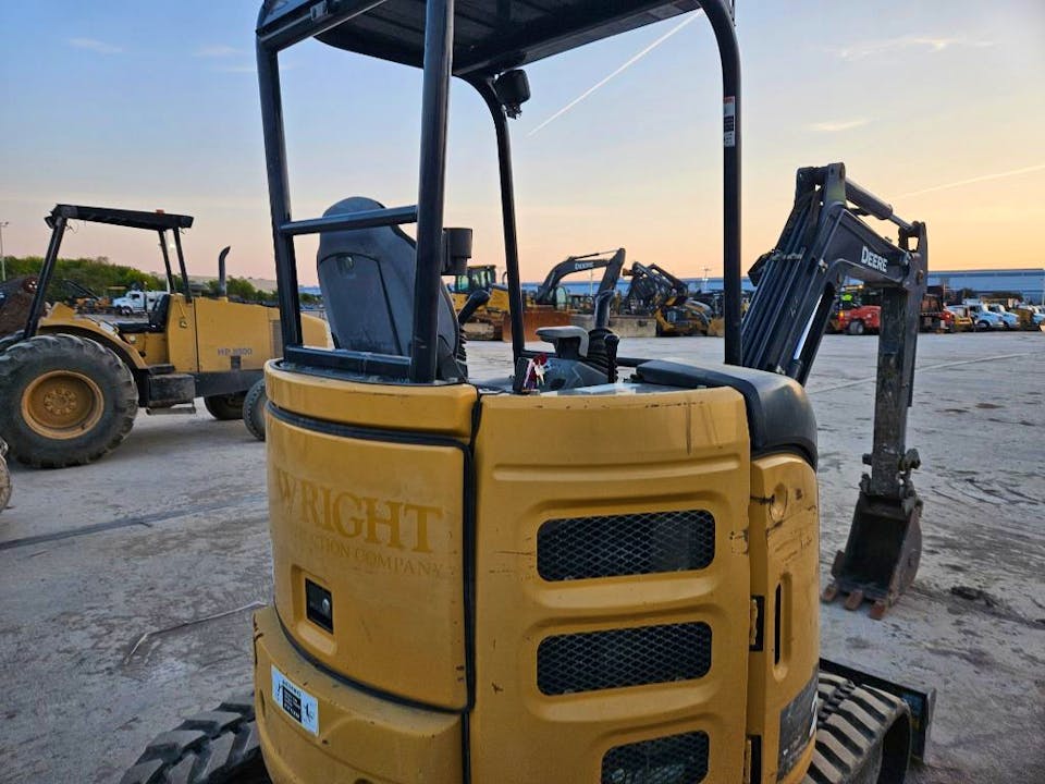 John Deere 26G