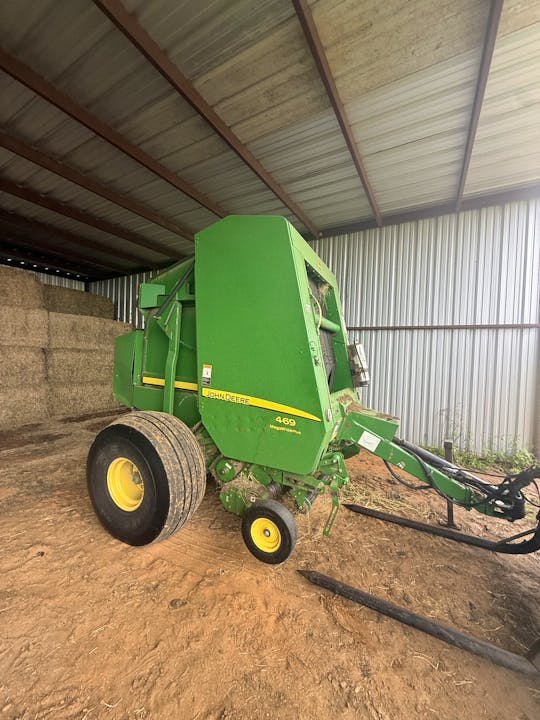 John Deere 469