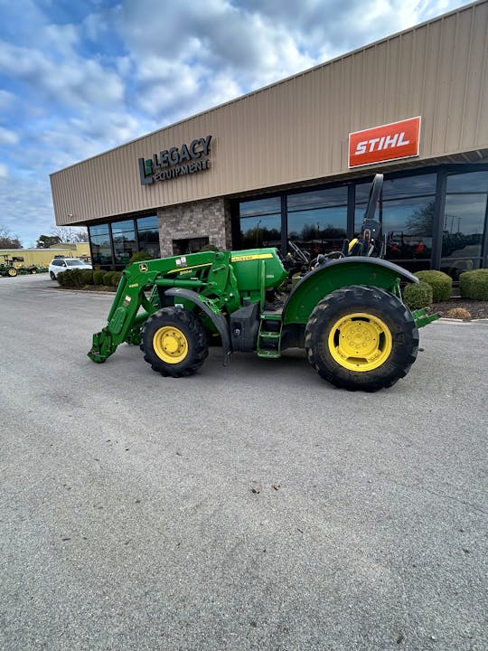 John Deere 5100M