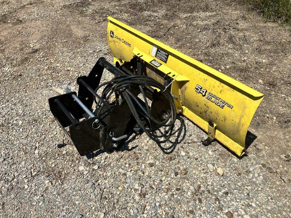 John Deere 54" FRONT BLADE(QUICK-HITCH)