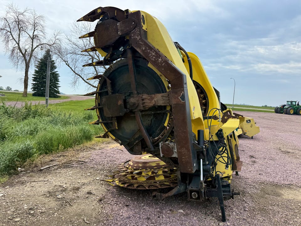 John Deere 770