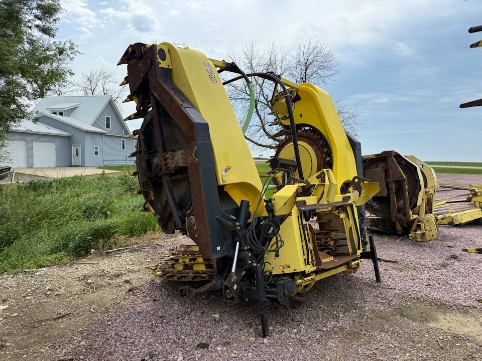 John Deere 770