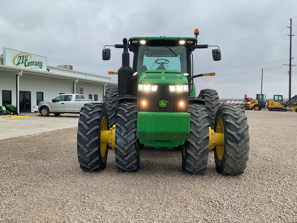 John Deere 8370R