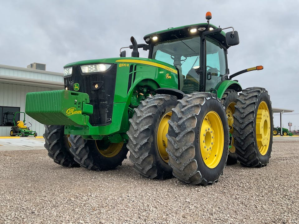 John Deere 8370R