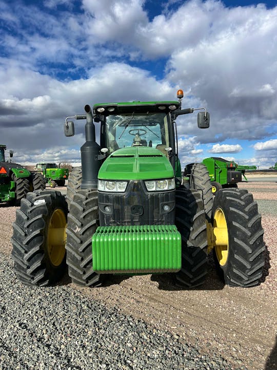 John Deere 8370R