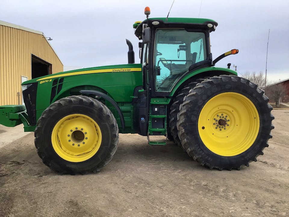 John Deere 8370R