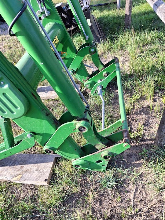 John Deere H310