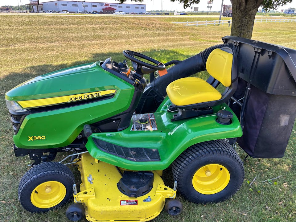 John Deere X380