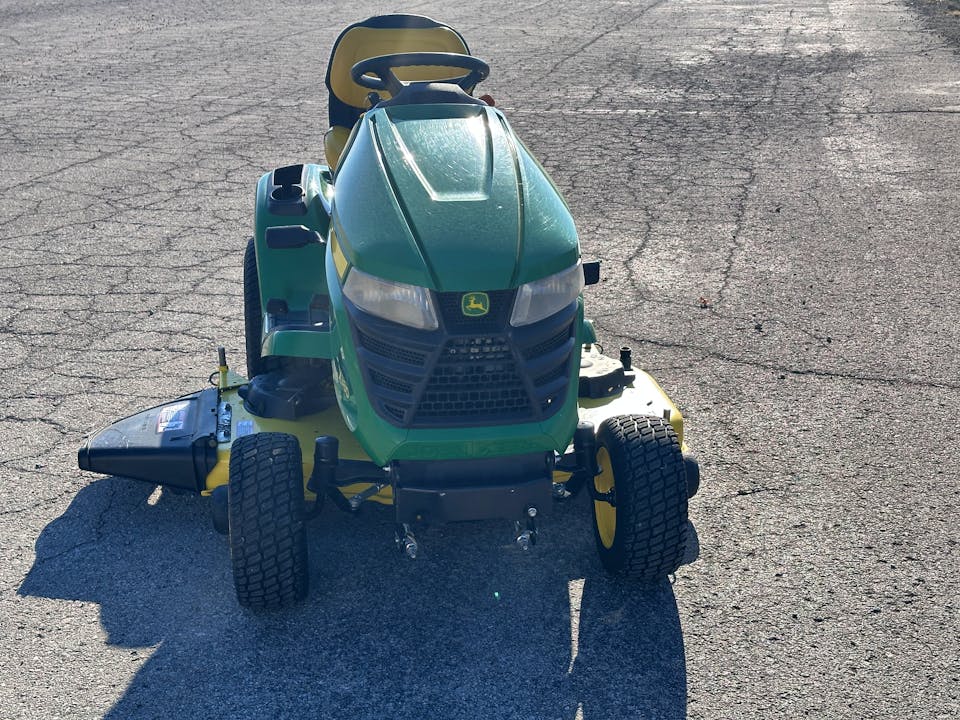 John Deere X380