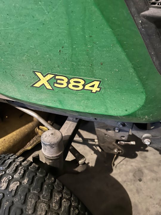 John Deere X384