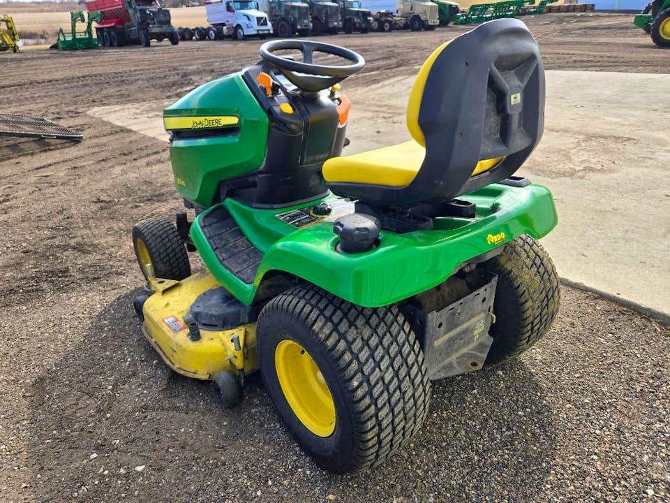 John Deere X390