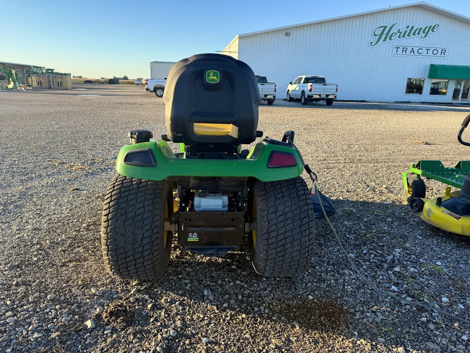 John Deere X570