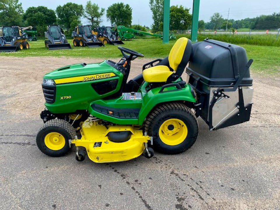 John Deere X730