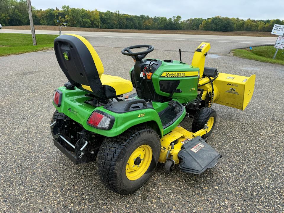 John Deere X734