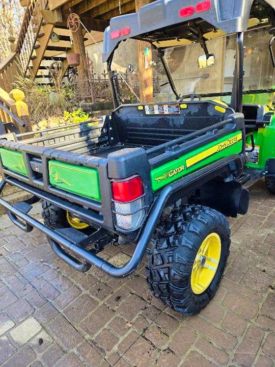 John Deere XUV825i