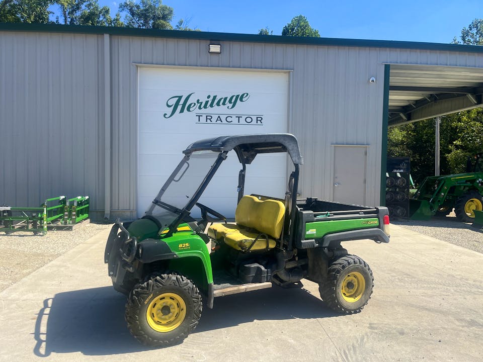 John Deere XUV825i