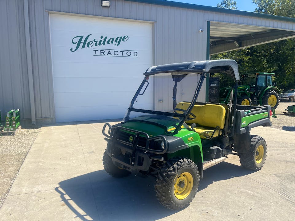 John Deere XUV825i