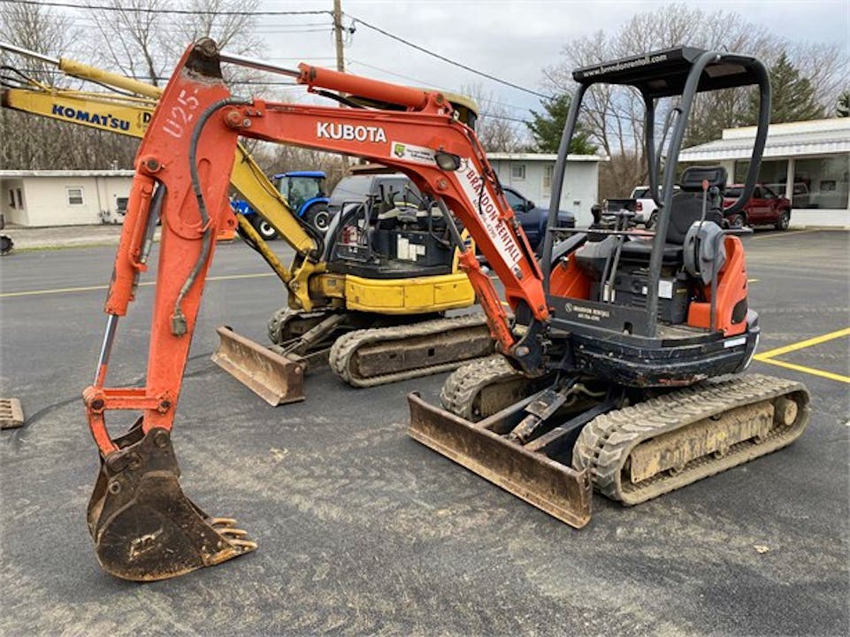 Kubota U25