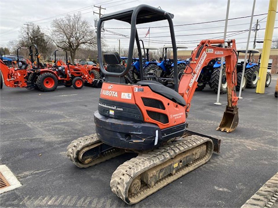 Kubota U25