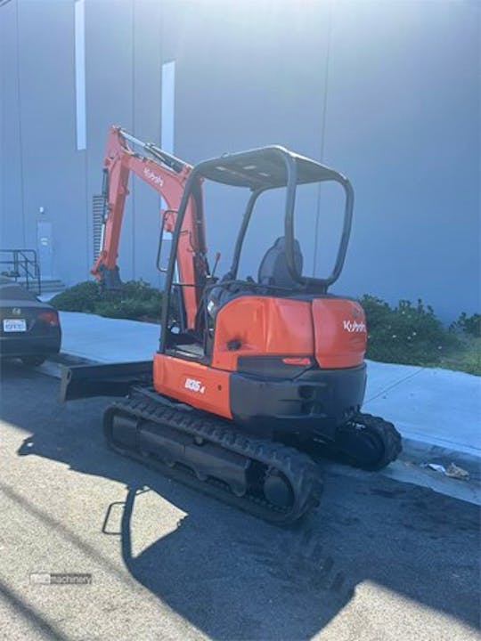 Kubota U35-4