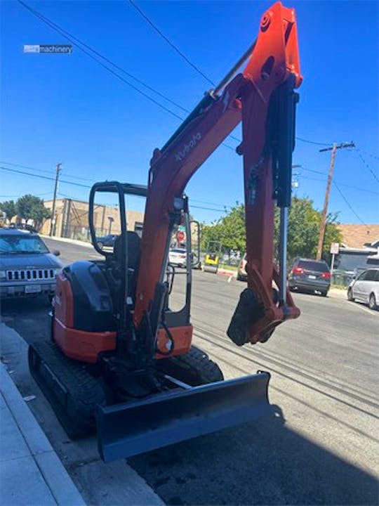 Kubota U35-4