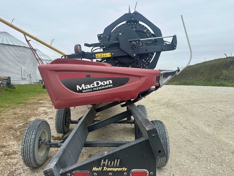MACDON FD75