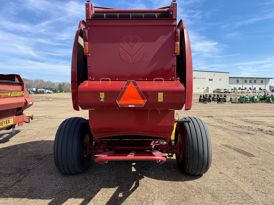 New Holland Rollbelt 460
