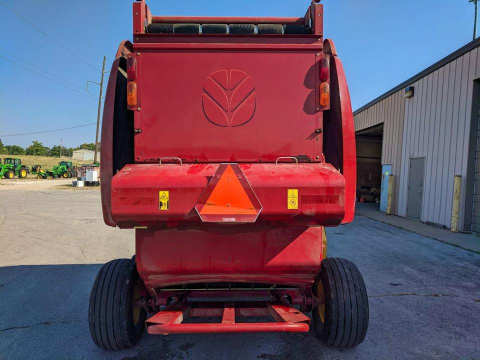 New Holland Rollbelt 460
