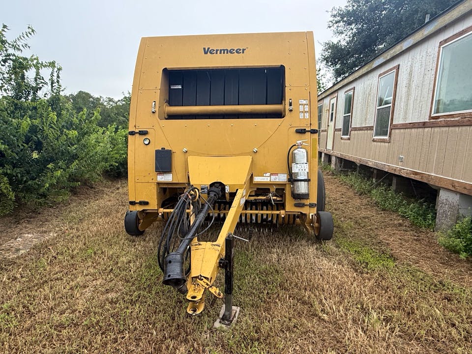 Vermeer 605N