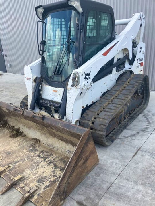 Bobcat T770 - WITH BUCKET