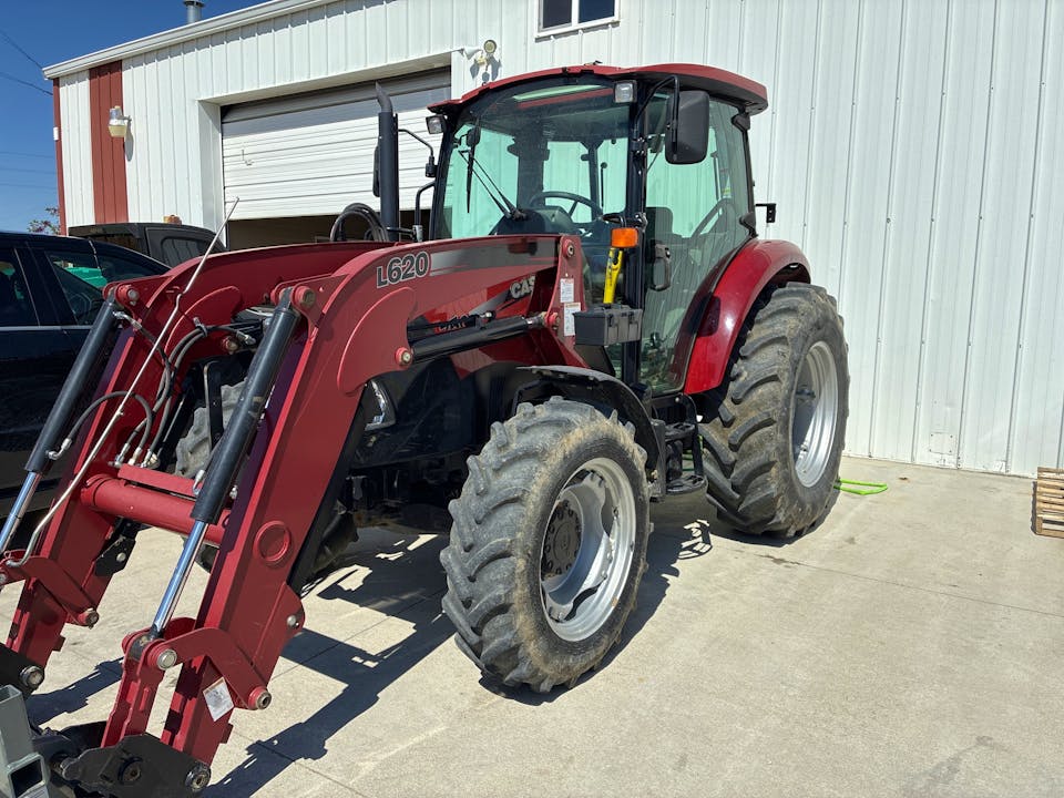 Case Farmall 75C Ankara