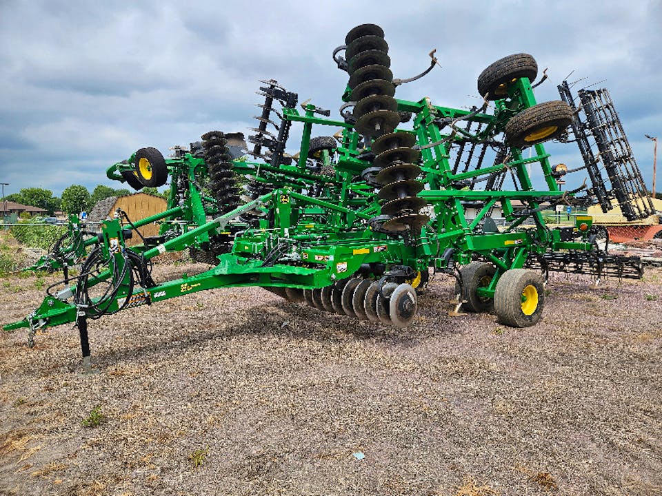 John Deere 2330