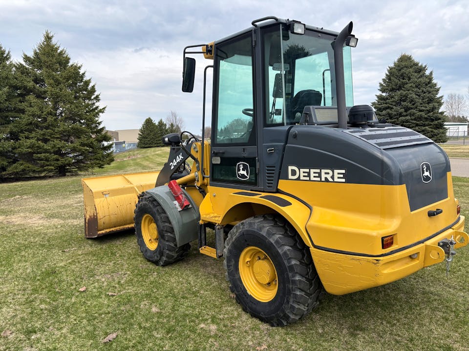 John Deere 244K-II