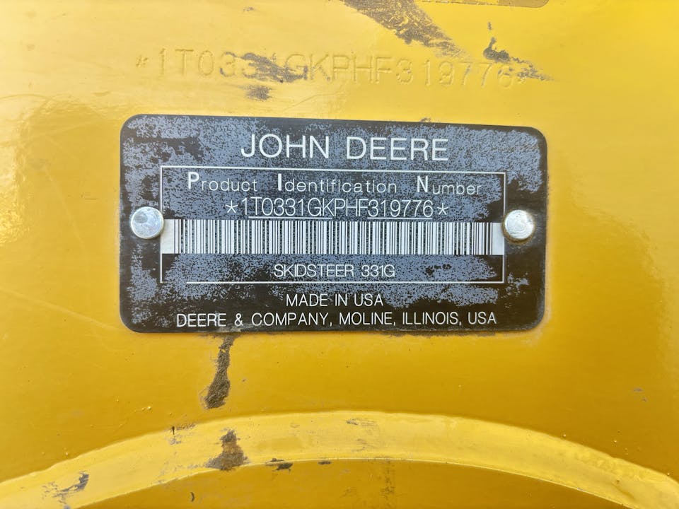 John Deere 331G
