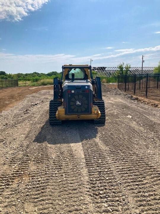 John Deere 333G