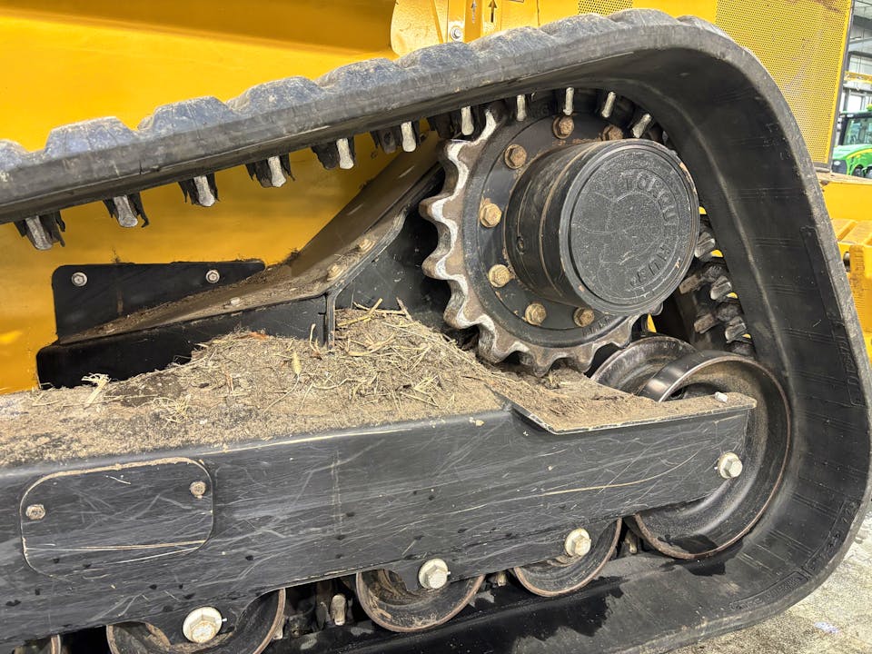 John Deere 333G