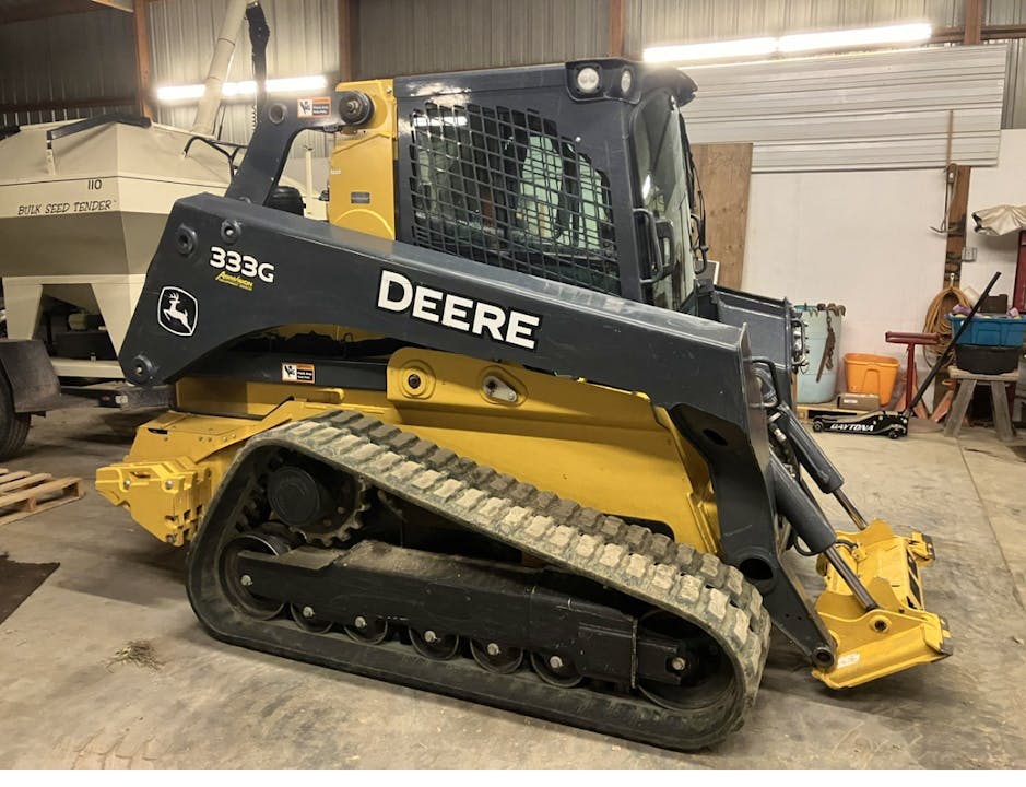 John Deere 333G