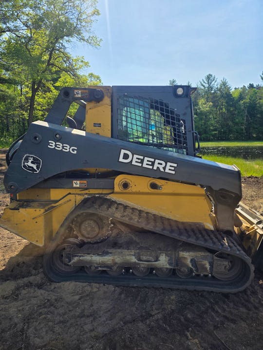 John Deere 333G
