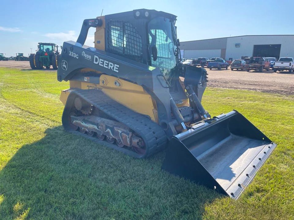 John Deere 333G
