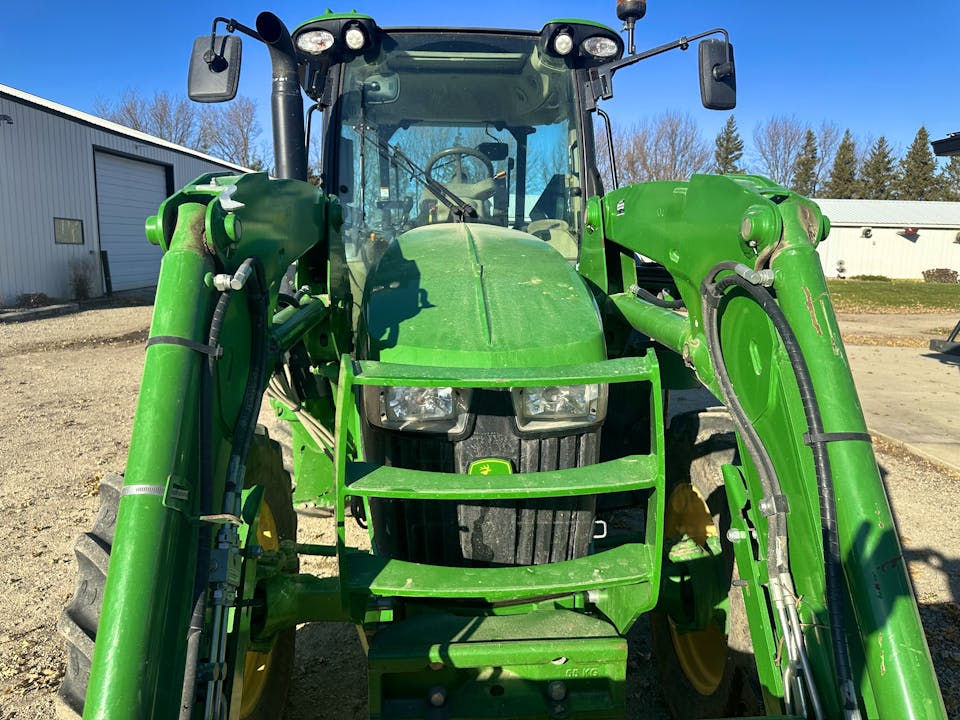 John Deere 5115R