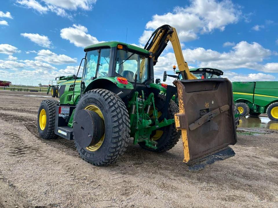 John Deere 6145M