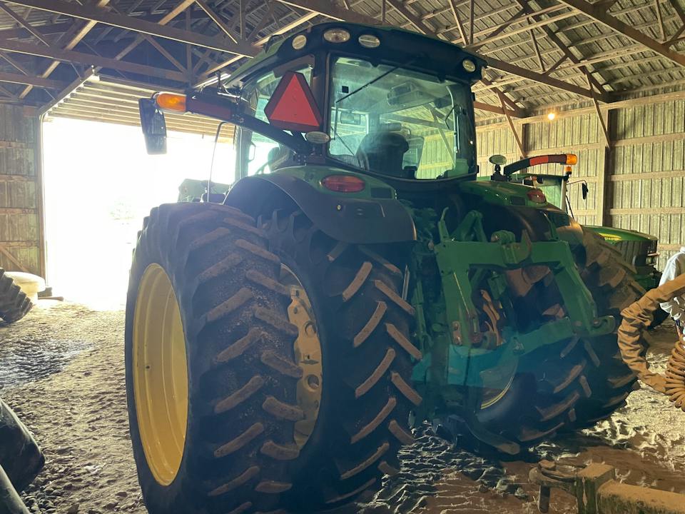 John Deere 6175R